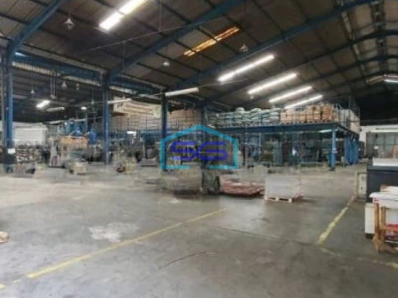Dijual Gudang Luas Bangunan 8850 m² Lokasi di Taman Sidoarjo
