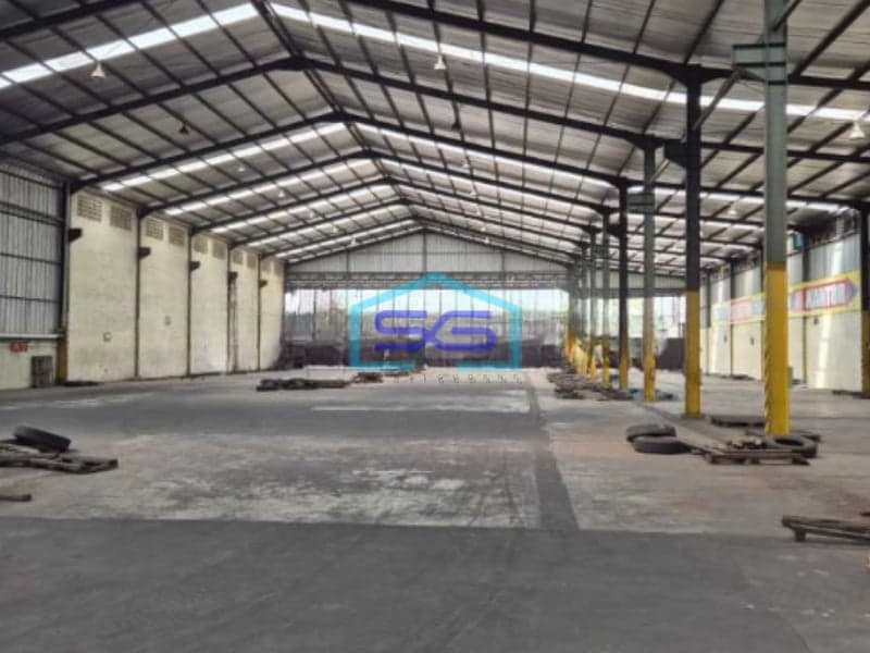 Dijual Gudang di Cipeucang Tunggilis Jalan Provinsi Cileungsi Bogor LT 3775m2