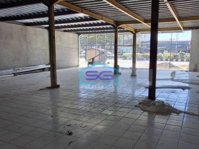 Disewakan Ruko Lebar 1 Lantai Jalan Utama Sunset Road Badung Bali LT 270m2