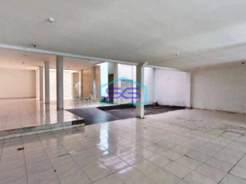 Disewakan Ruang Usaha Harga Murah Mainroad Raya Kopo-Astana Anyar Bandung LB 600m2