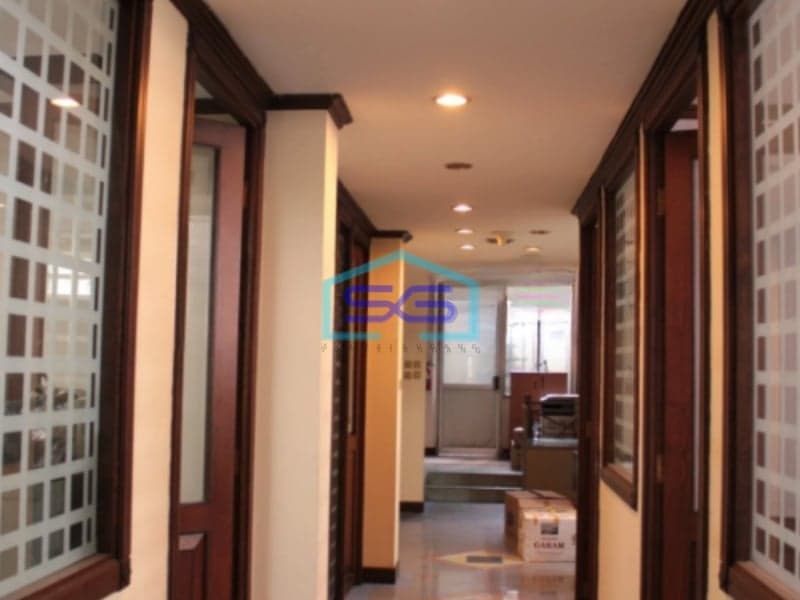 Dijual Gedung Kantor di Jatinegara Jakarta Timur Luas Bangunan 850m2