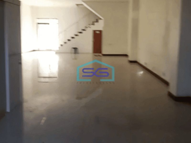 Disewakan Ruko 3 Lantai Mahendradata Parkir Luas Dekat Tiara.dewata