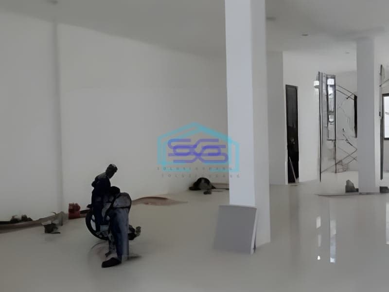 Disewakan Ruko Luas Tanah 540 m² Lokasi Bebas Banjir di Serpong Tangerang Selatan