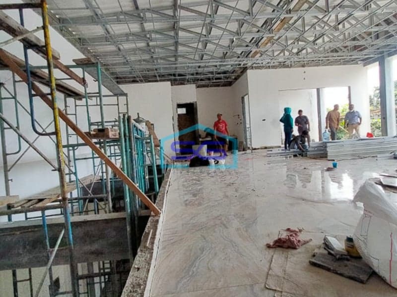 Disewakan Ruko Cantik di Jalan Raya Demang Istana Gubernur Palembang LT 680m2