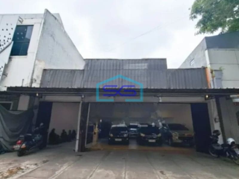 Dijual Ruang Usaha Bagus LB 300 m2 SHM Letjend Sutoyo Blimbing Malang Siap Huni