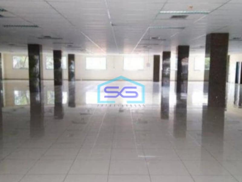 Disewakan Gedung Kantor Jakarta Selatan di Mampang prapatan Jakarta Selatan LB 8800m2