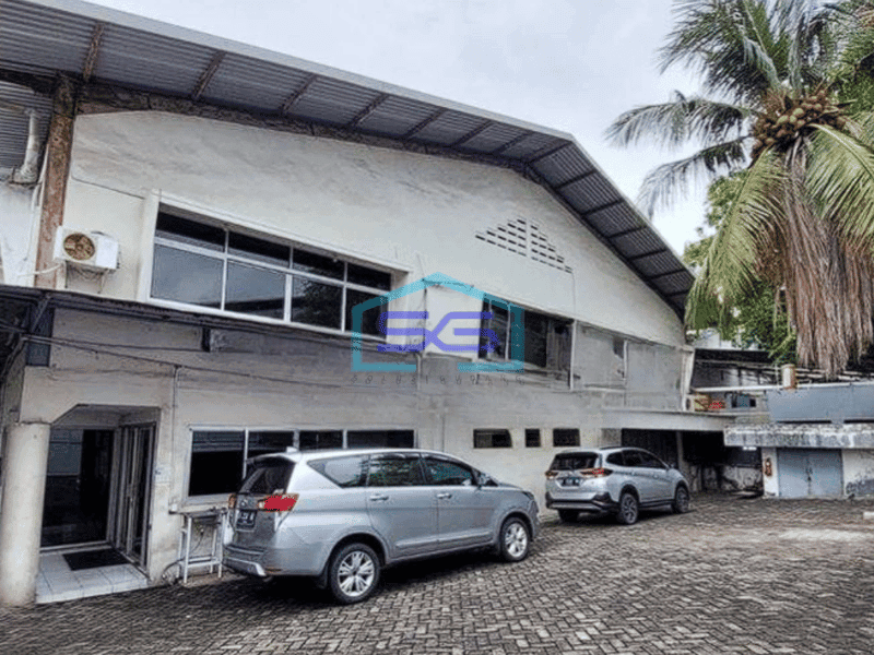 Disewakan gudang luas bagus di Kalideres