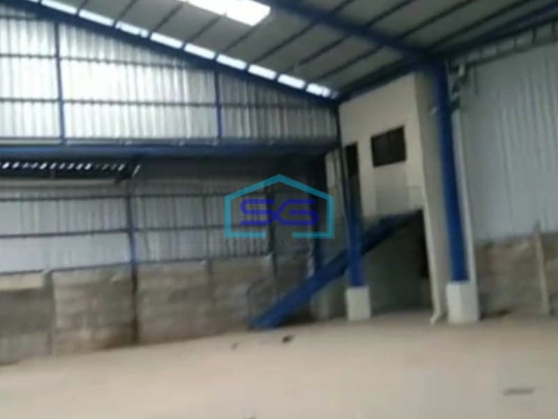 Disewakan Gudang Baru di Pinggir Jalan Babat Legok Tangerang Luas Tanah 730m2