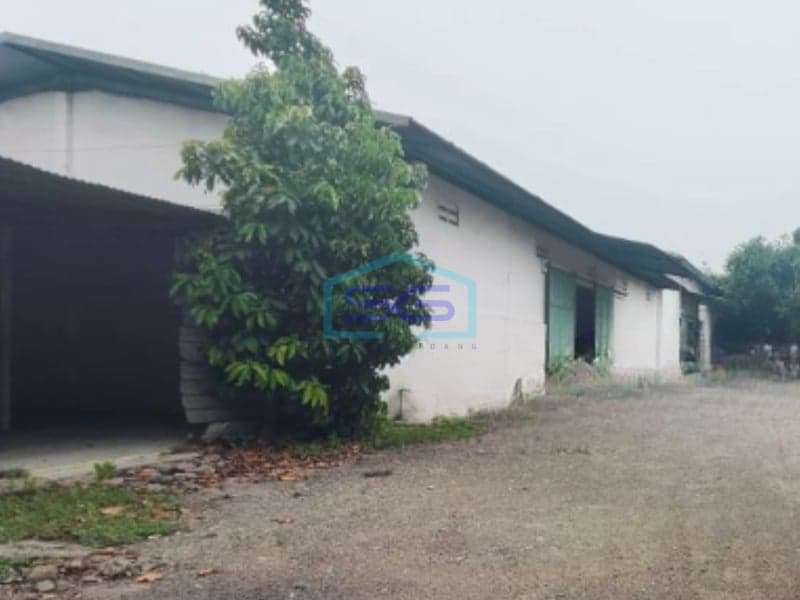 Disewakan Gudang Akses Container Luas Bangunan 550 m² di Kediri Jawa Timur