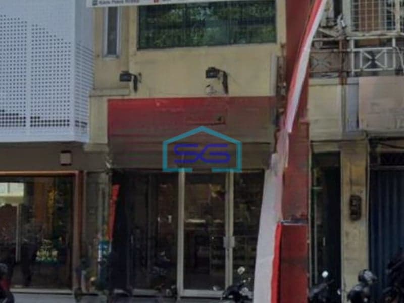 Disewakan Ruko Luas Bangunan  300 m² Loaksi Taman Palem Jakarta Barat