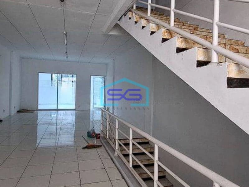 Disewakan Ruko Lokasi Strategis Pusat Kota Jln. Karapitan Kota Bandung LT 120m2