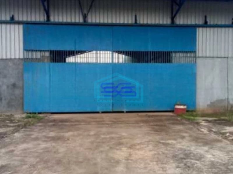 Dijual Gudang Akses Container 40 feet Luas Bangunan  2200 m² di Bogor