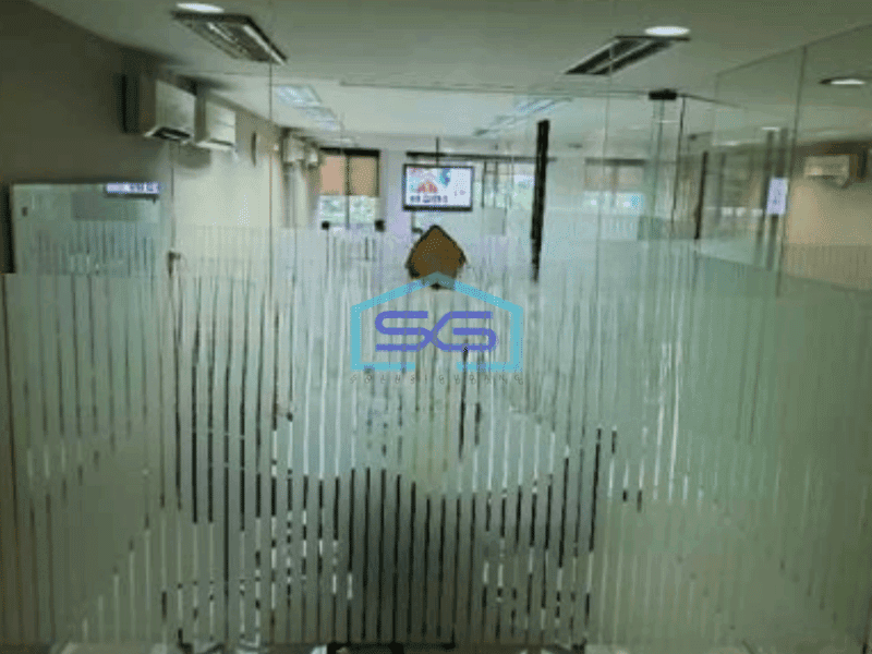 Dijual Ruko Luas Bangunan 560 m² Hadap Jalan Raya di Mangga Dua Jakarta Barat