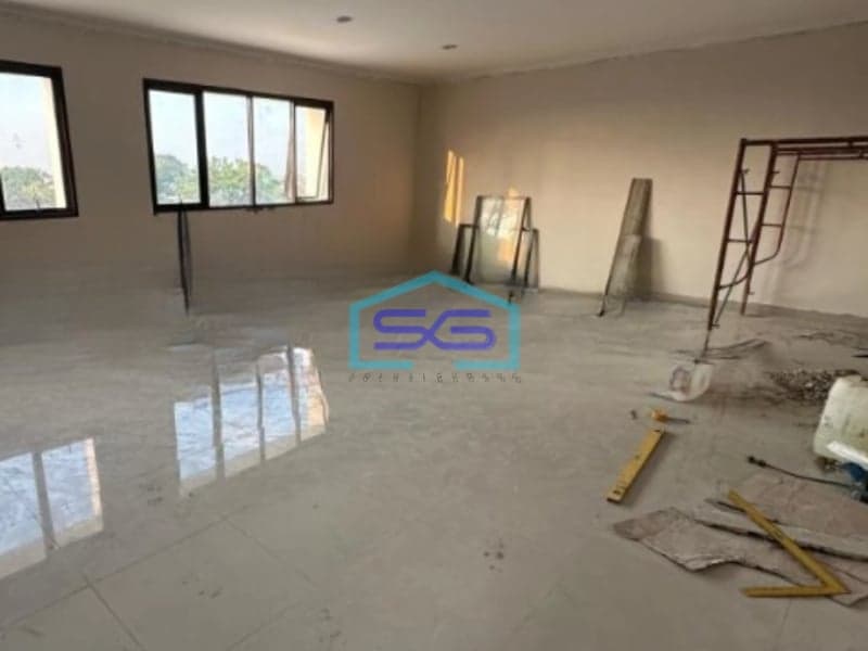 Disewakan Ruko 3 Lantai Luas Bangunan 1110 m² Lokasi Daan Mogot Tangerang