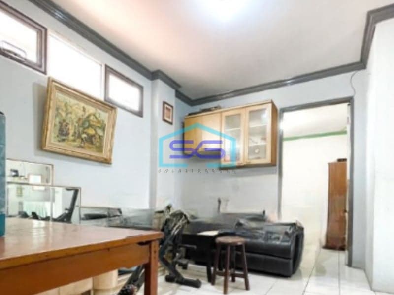 Dijual Ruko Murah Luas Bangunan  270 m² Lokasi Kebon Jeruk Jakarta Barat