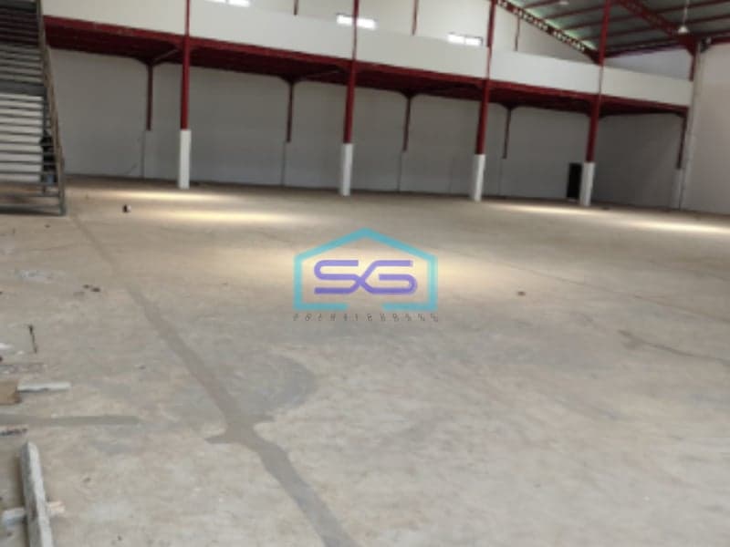 Disewakan Gudang Luas Bangunan 360 m2 di Kapuk Kamal Jakarta Barat