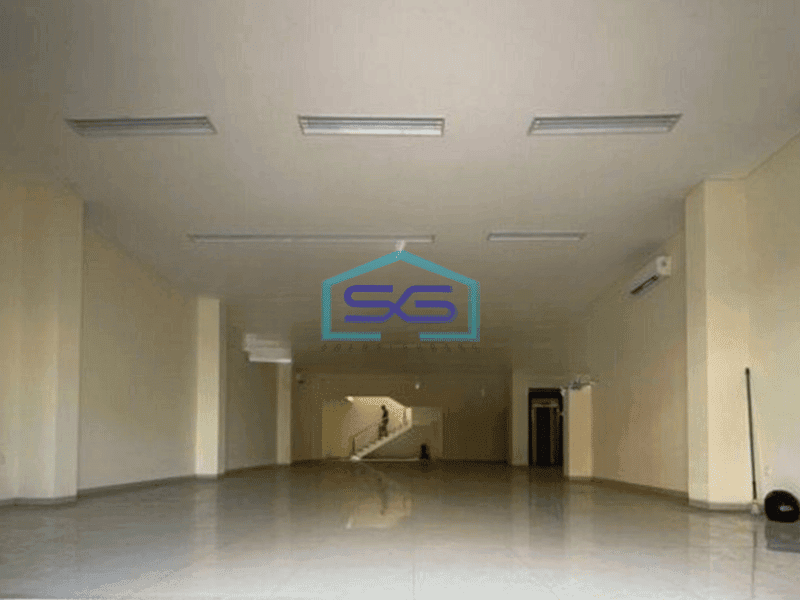 Disewakan Ruko di Gajahmada Semarang LB 750m2