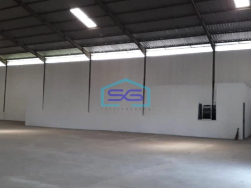 Disewakan Gudang Siap Pakai Luas Tanah  6048 m² Lokasi Strategis di Semarang Barat