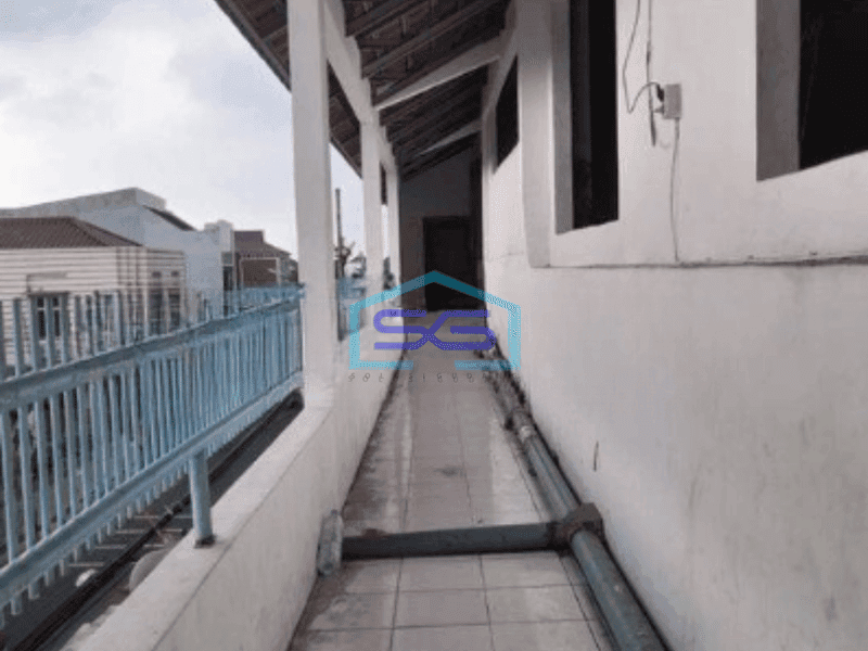 Disewakan Gudang ex Lapangan Futsal Lokasi Strategis Luas Bangunan 924 m² di Cipinang Jakarta Timur