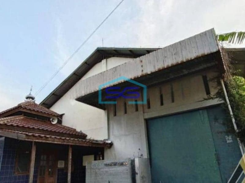 Dijual Gudang Strategis Zona Industri Luas Tanah 918m2 Lokasi Banjarsari Solo