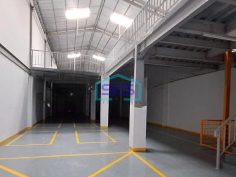 Disewakan Gudang Luas Bangunan 738 m² Lokasi Strategis di Kalideres Jakarta Barat