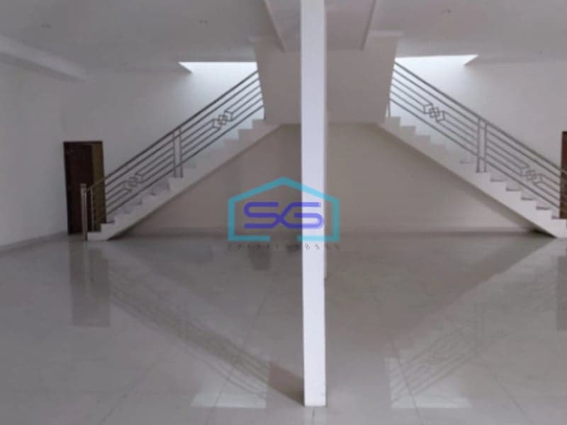 Disewakan Ruko Sangat Strategis Untuk Usaha di Colomadu Solo LB 380m2