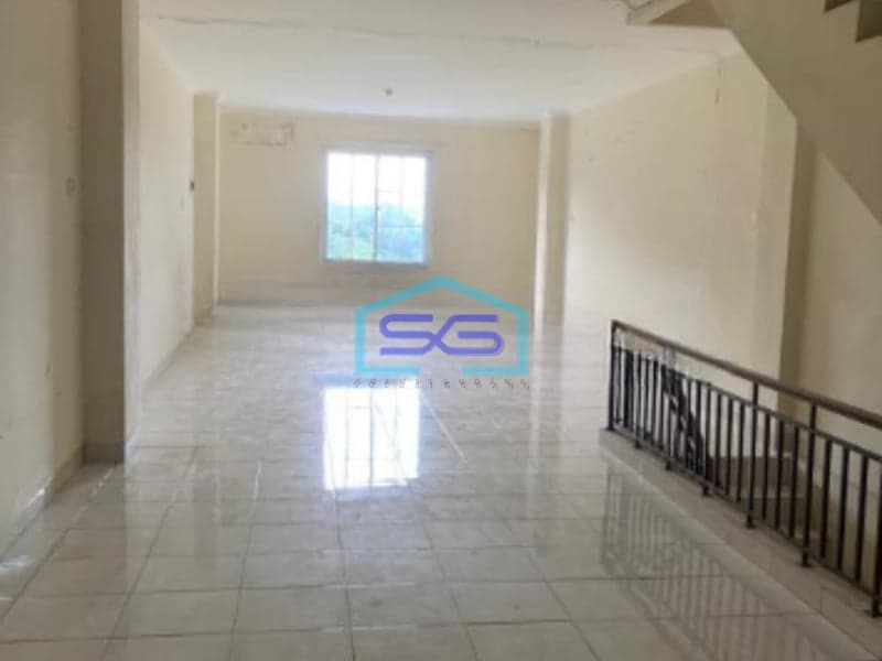 Disewakan Ruko Luas Bangunan  230 m² Siap Huni di Taman Palem Jakarta Barat
