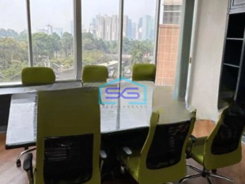 Disewakan Kantor Luas Bangunan 218 m² Lokasi Sudirman Jakarta Selatan