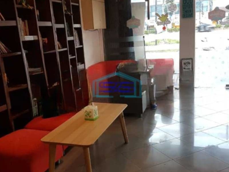 Dijual Ruko Pinggir Jalan Luas Bangunan 196 m² Lokasi Pamulang Tangerang Selatan