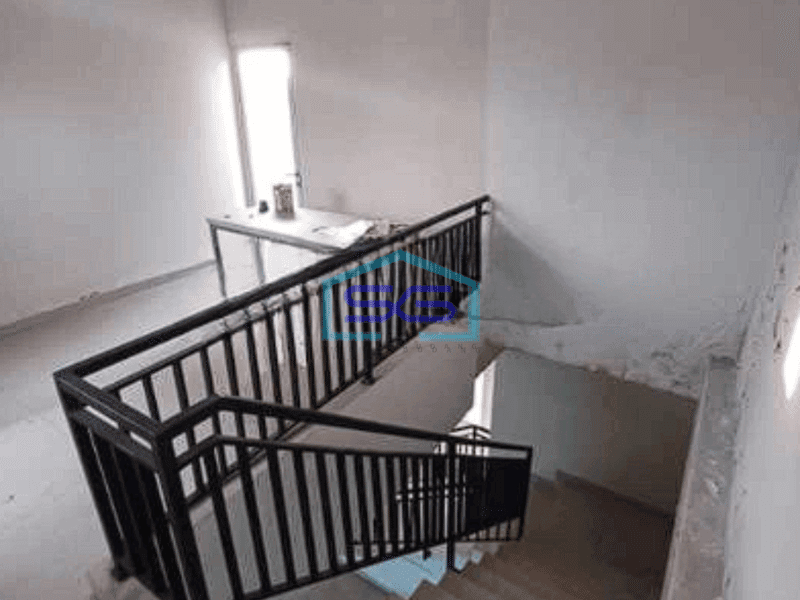 Disewakan Ruko Gandeng Strategis Jl. Kebayoran Lama Jakarta Selatan 3,5 Lantai LB 360m2