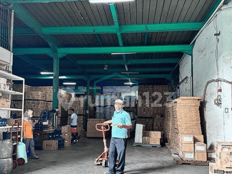 Dijual murah gudang 1 ha siap pakai di Kapuk Kamal