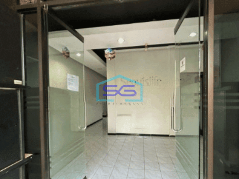 Disewakan Ruko 3 Lantai Dekat Lapangan Renon Komplek Ruko Parkiran.luas