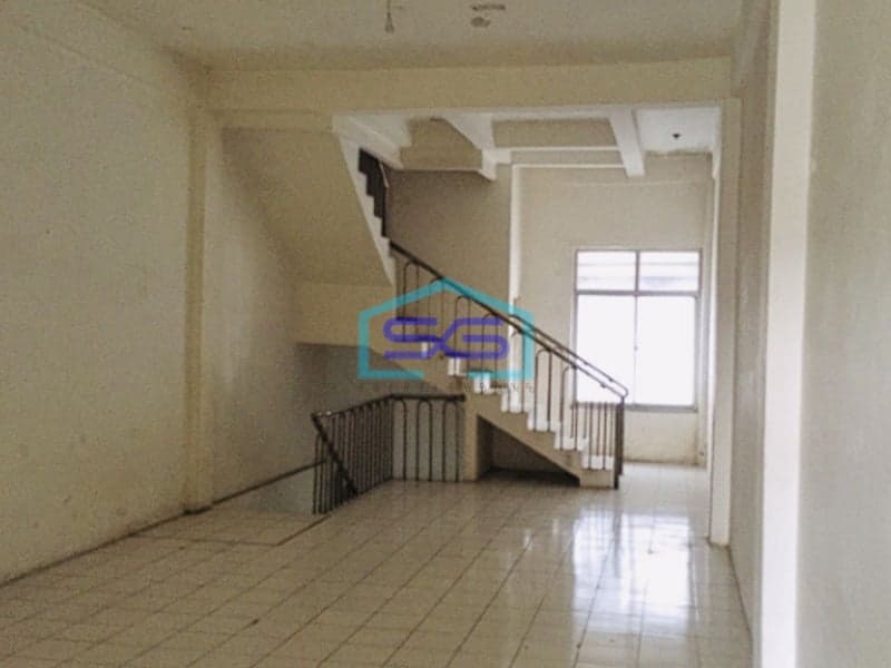 Disewakan Ruko Komplek Perkantoran Jalan Perintis Kemerdekaan Palembang LB 250m2