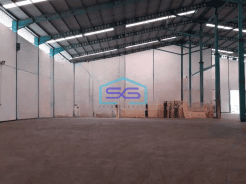 Disewakan Gudang Lokasi Rungkut Surabaya Luas Bangunan  2740 m²