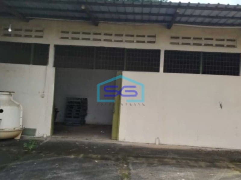 Disewakan Gudang Luas Bangunan  800 m² Lokasi Bekasi