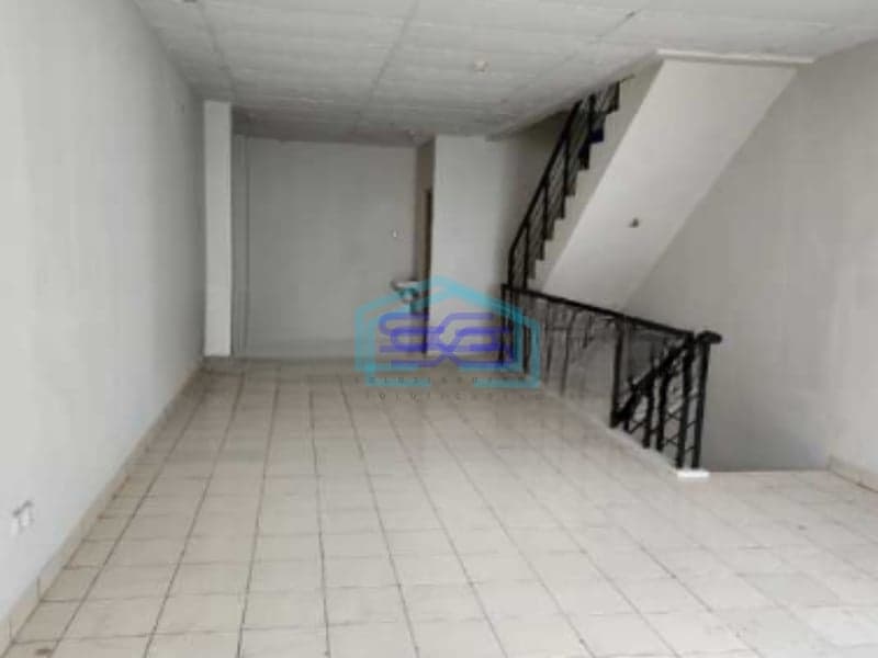 Dijual Ruko 2,5 Lantai Golden Boulevard Bsd Tangerang Luas Bangunan  162 m²