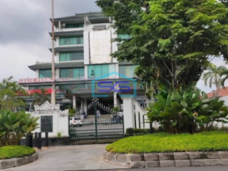 Dijual Gedung Perkantoran Strategis di Jalan Jendral Sudirman Yogyakarta LT 6779m2