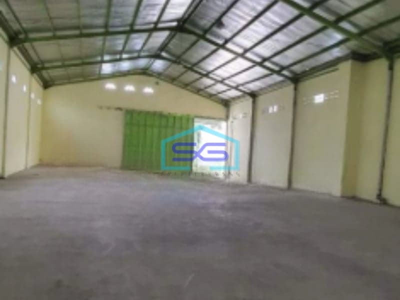 Dijual Gudang Siap Pakai Strategis Lokasi Strategis di Sentul Bogor LT 900m2