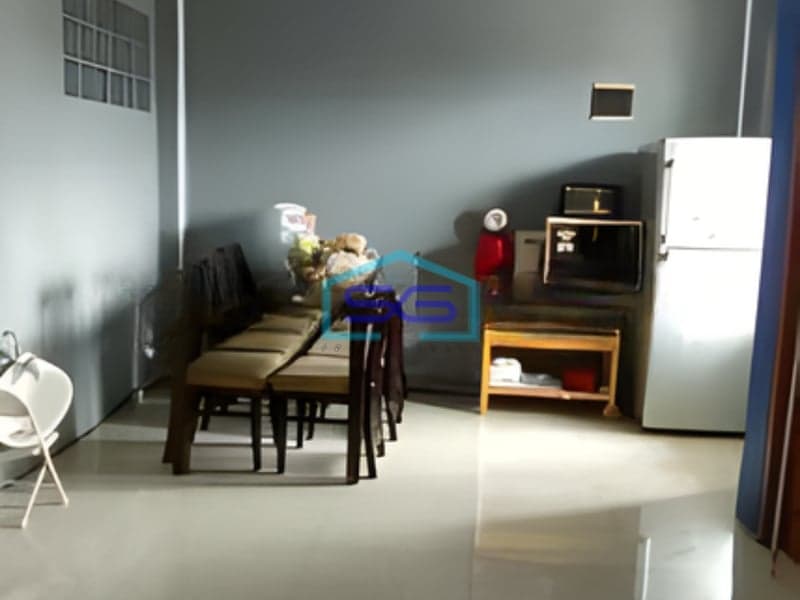 Dijual Cepat Ruko 3 Lantai Di Tomang Jakarta Barat Pinggir Jalan Besar Bangunan Full Renovasi LT 159m2