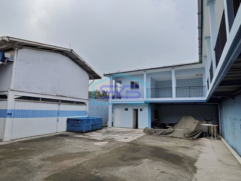 Dijual Gudang dan Kantor 2 Lantai Luas Tanah 1081m2 di Cipondoh, Tangerang