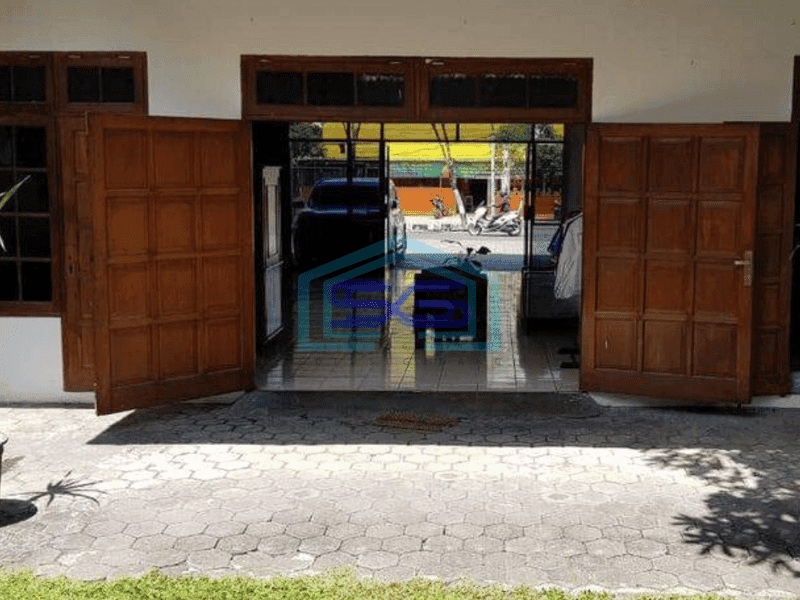Disewakan Gedung Murah Parkir Luas Cocok Utk Gudang di Umbulharjo Jogja