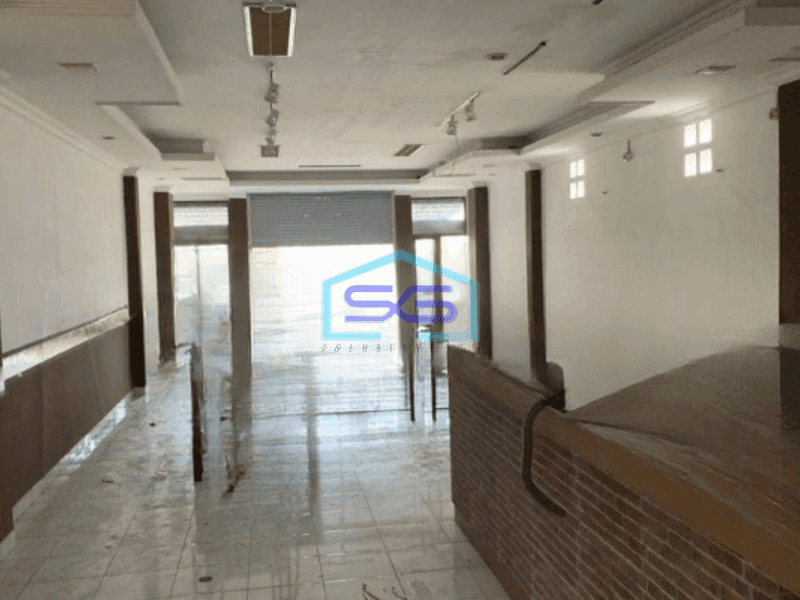 Disewakan Ruko 3 Lantai Luas Tanah  180 m²di Cihampelas Bandung