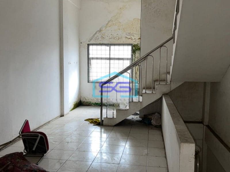Dijual Ruko Gandeng 3,5 Lantai Full Furnish Jalan Mayor Salim Batubara Palembang LB 448m2