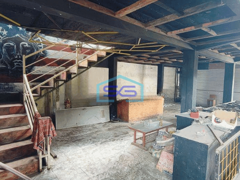 Disewakan Ruang Usaha/ Tanah Di Tengah Kota Sidoarjo Luas Tanah 878m2