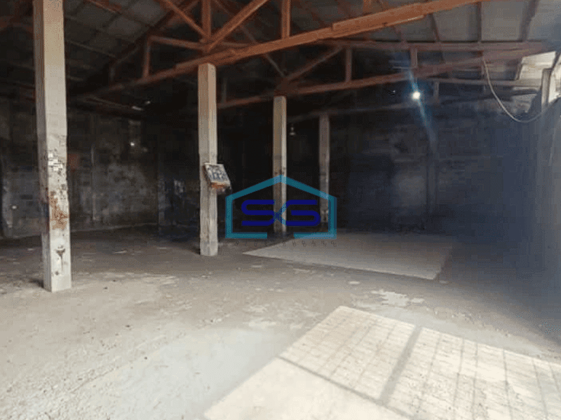 Disewakan Gudang dengan Lahan Luas Lengkap Dengan Kantor dan Meeting Room di Pengasinan Rawalumbu Bekasi