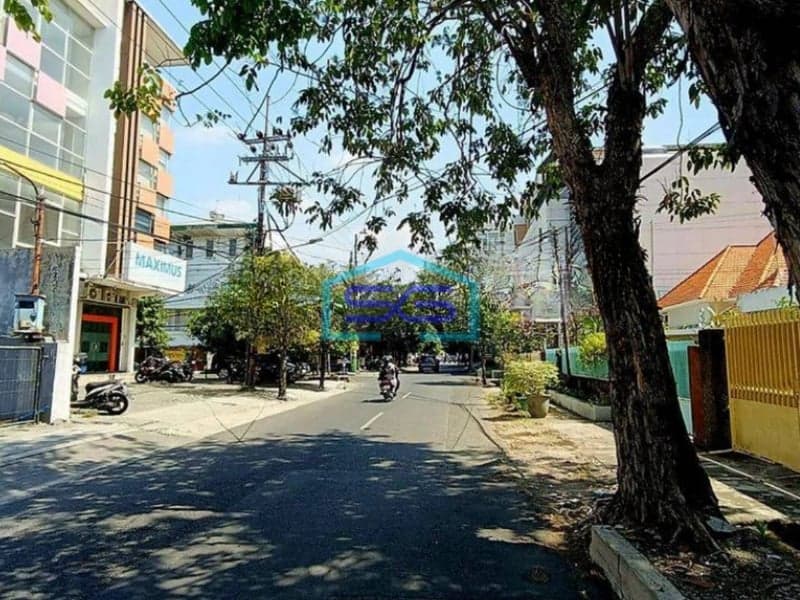 Disewakan Ruko Strategis Tengah Kota Surabaya Area Panglima Sudirman LT 800m2