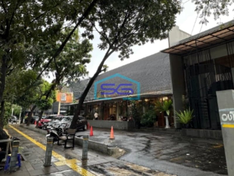 Dijual Ruang Usaha Komersil di Senopati Jakarta Selatan Luas Tanah 920m2