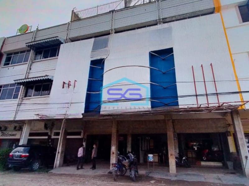 Disewakan Ruko di Jalan Mayjen H.M Ryacudu Ampera Simpang Flyover Palembang LB 780m2