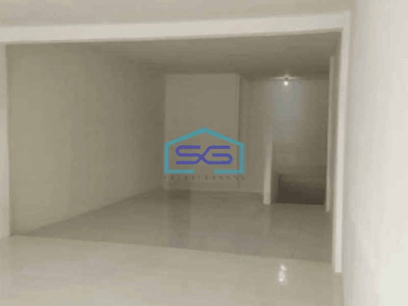 Disewakan Ruko Luas Bangunan 250 m² di Pinggir Jalan Raya Pangeran Jayakarta Jakarta Pusat