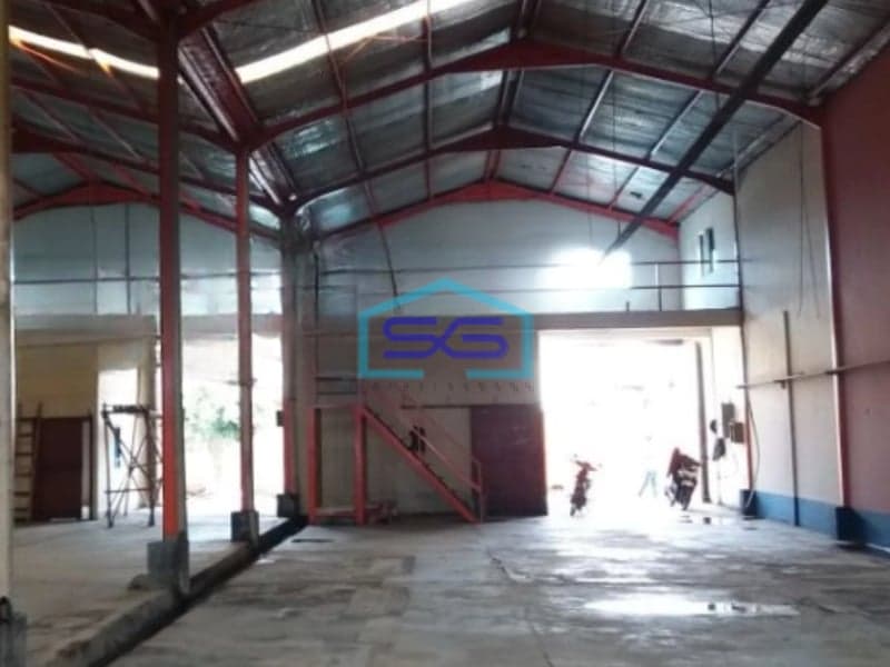 Dijual Gudang Luas Bangunan  840 m² Lokasi di Bebas Banjir di Tangerang
